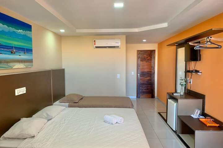 Room 27 of 82