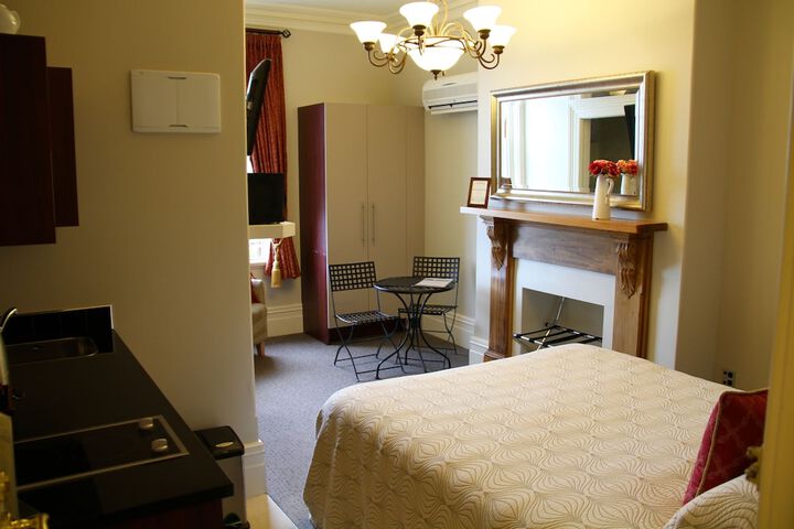 Room 16 of 70