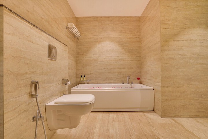 Room 51 of 72