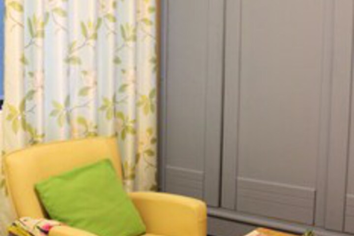 Room 8 of 25