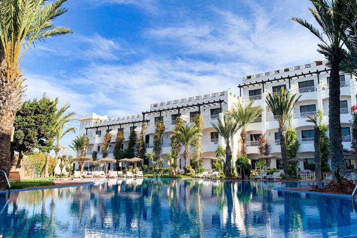 Borjs Hotel Suites & SPA