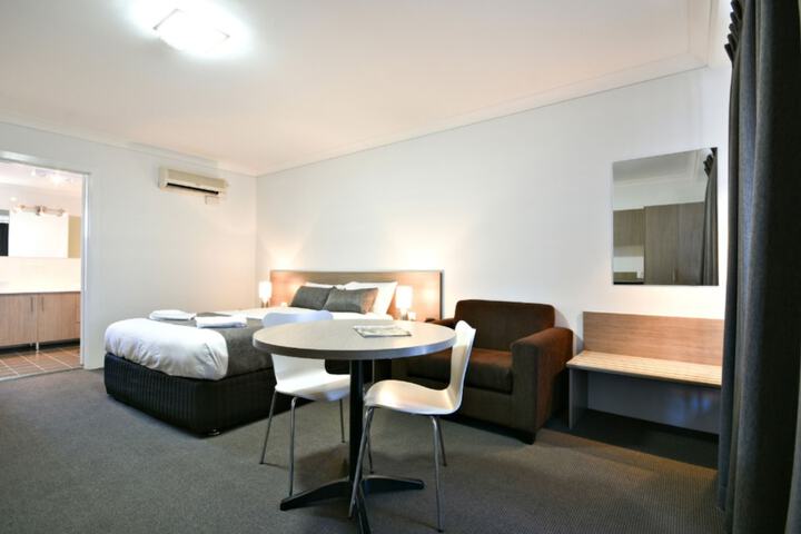 Room 7 of 22