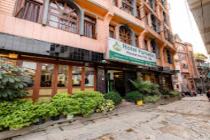 MeroStay 180 Hotel EMO