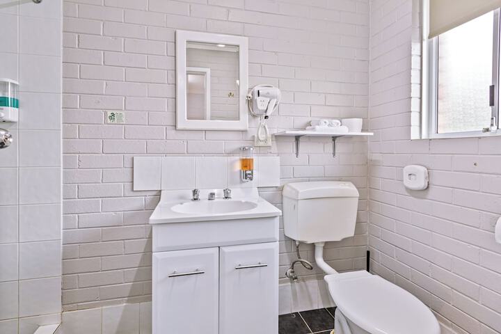 Room 14 of 21