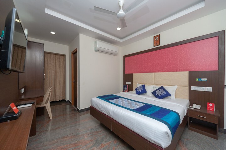 Room 7 of 24