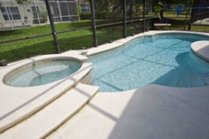Pool 14 of 15