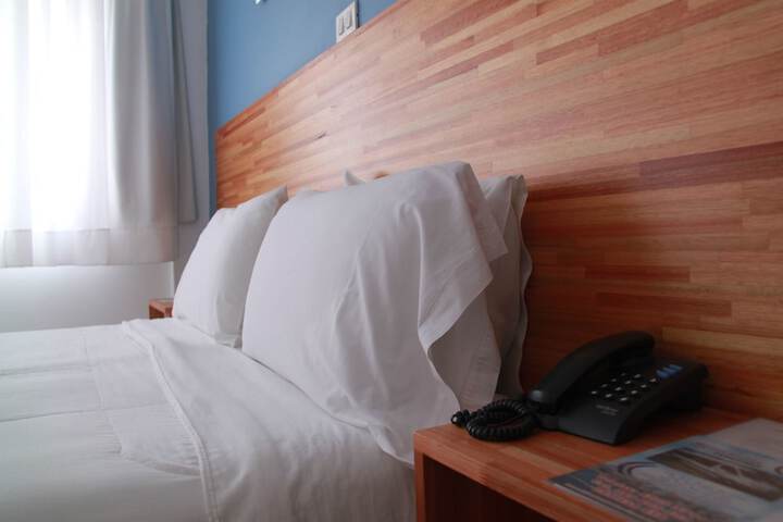 Room 22 of 102