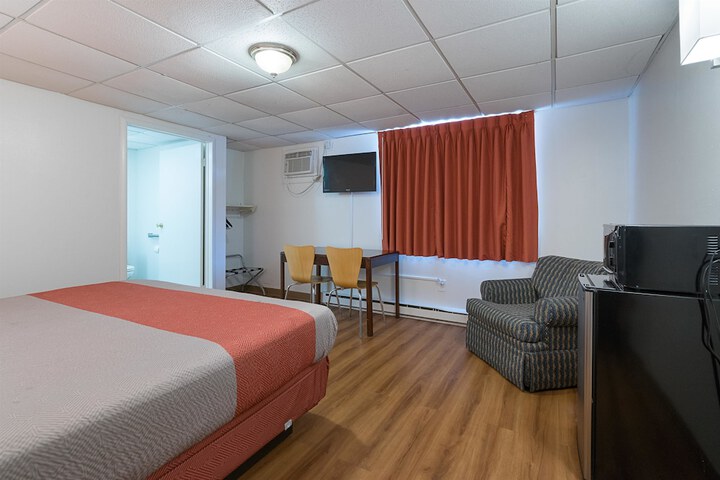 1 Double Bed (4 of 7)