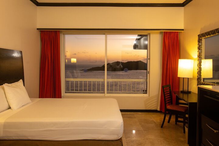 Room 17 of 43
