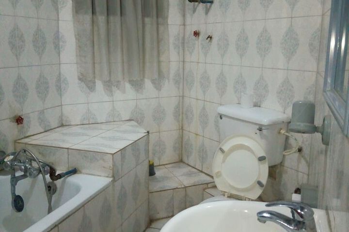 Room 16 of 26