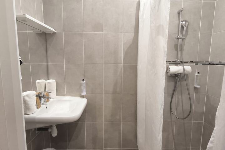Room 46 of 58