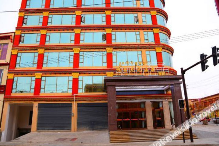 Hotel 40 of 65
