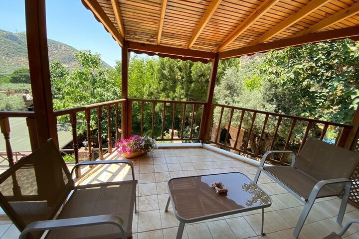 Terrace/Patio 53 of 72