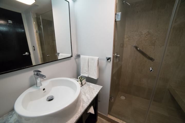 Room 40 of 118