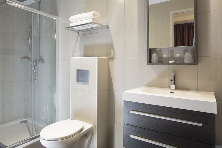 Bathroom Interior Photo