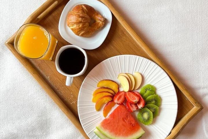 Breakfast/Coffee Service 20 of 25
