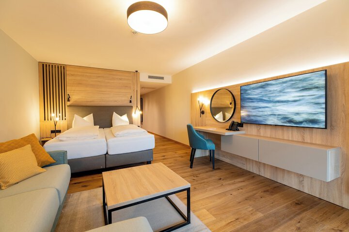 Room 2 of 14
