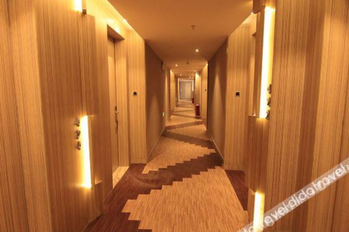 Hotel Interior 18 of 28
