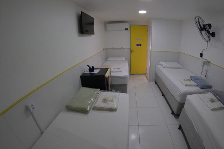 Room 27 of 91