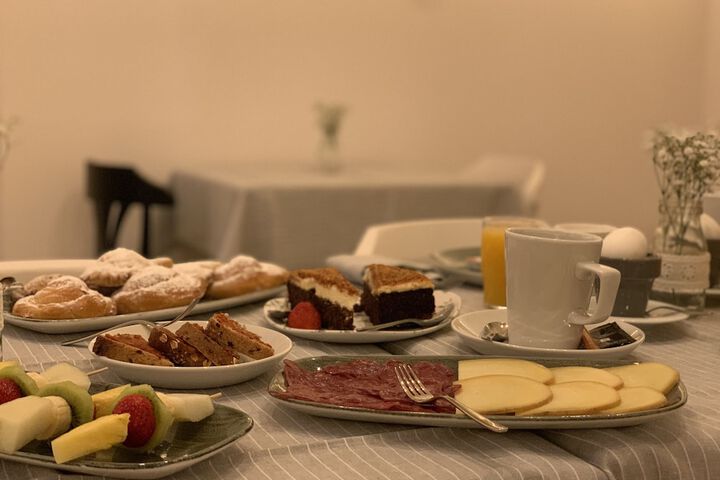Dining 76 of 94