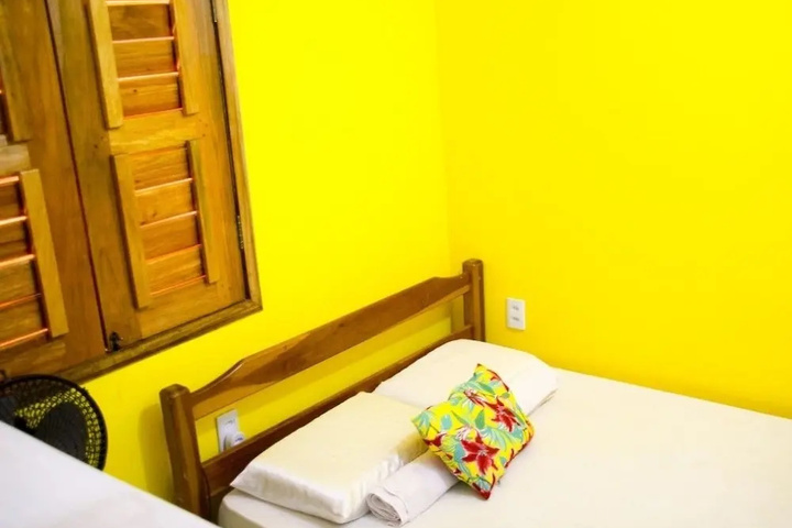 Room 2 of 20