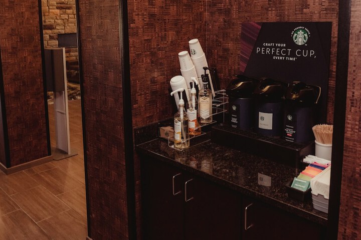 Breakfast/Coffee Service 51 of 88