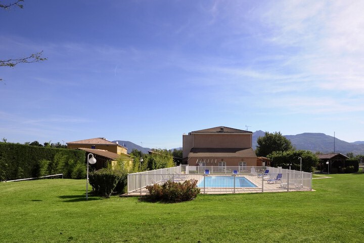 Pool Hotel