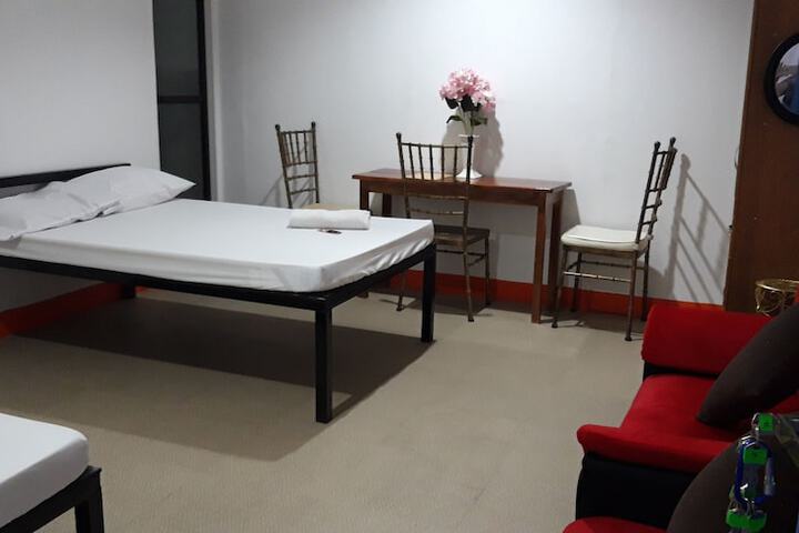 Room 6 of 21