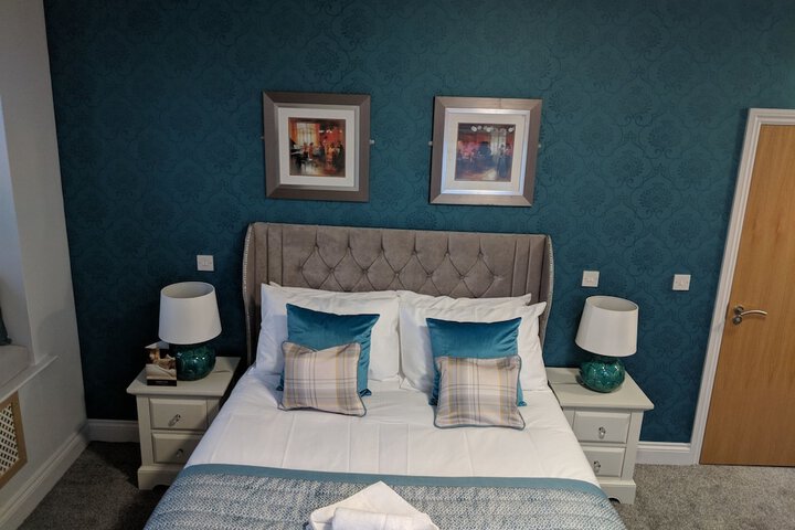 Room 30 of 164