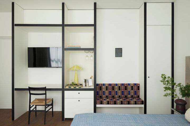 Room 19 of 40