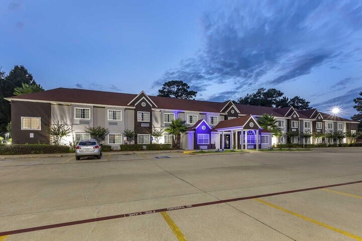Hotel 6 of 6