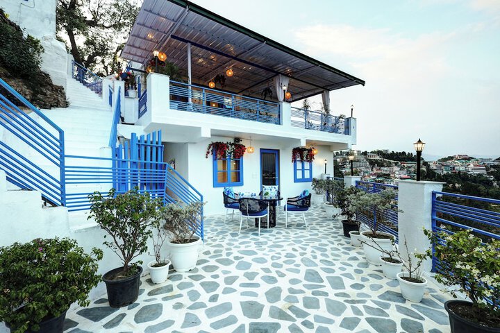 Terrace/Patio 30 of 66