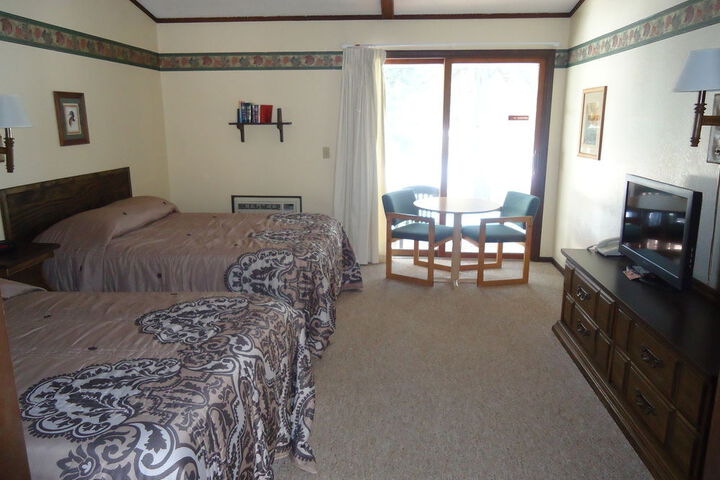 Room 25 of 43