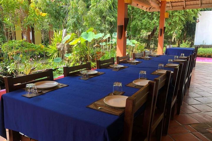 Dining 40 of 80