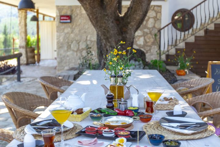 Breakfast/Coffee Service 46 of 85