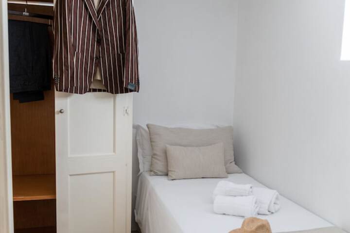 Room 45 of 83