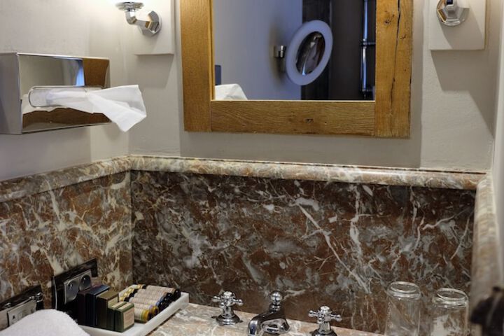 Bath Amenities