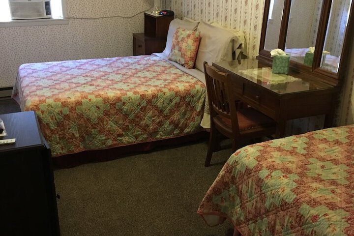 Double Bed (4 of 16)