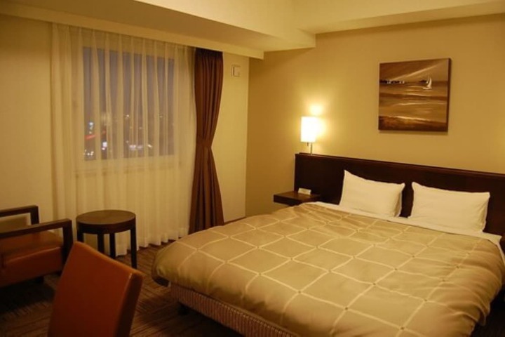 Room 7 of 22