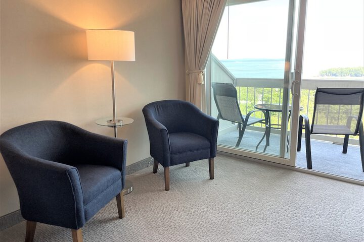 Room 17 of 111