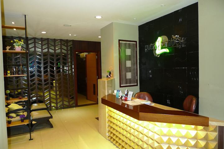 Hotel Interior 24 of 43