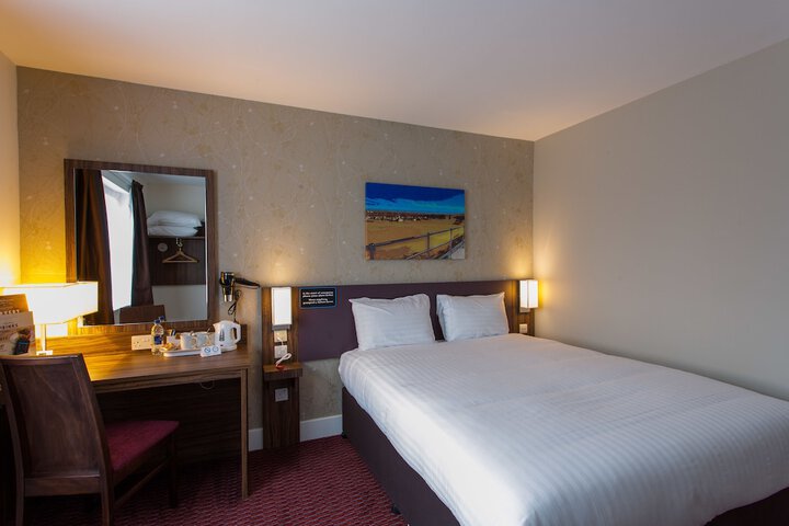 Room 3 of 30