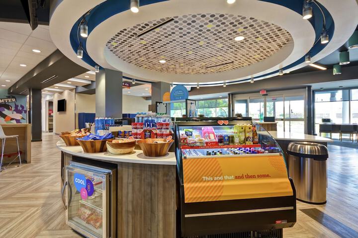 Snack bar