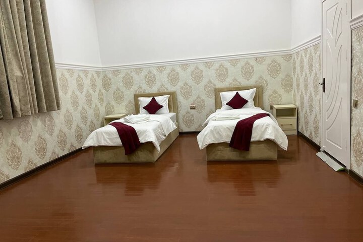 Room 7 of 44