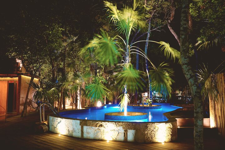 Pool 23 of 51
