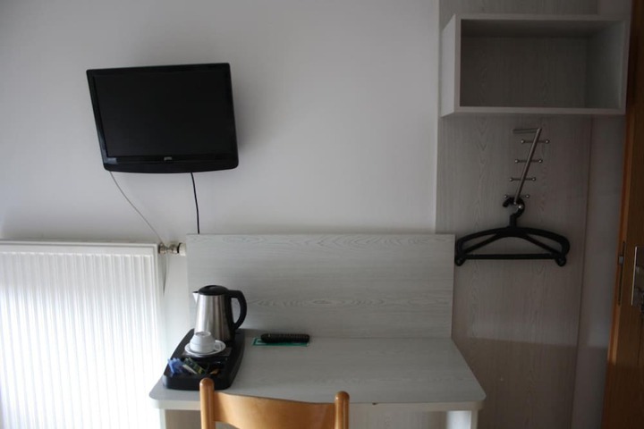 Room 7 of 52
