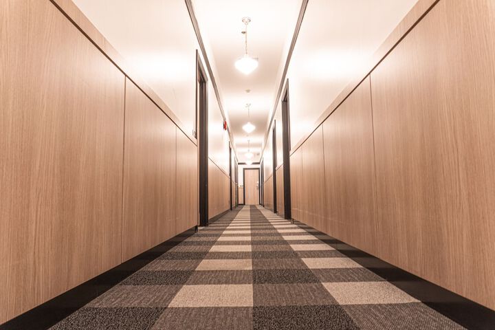 Ballroom/Hall 35 of 38