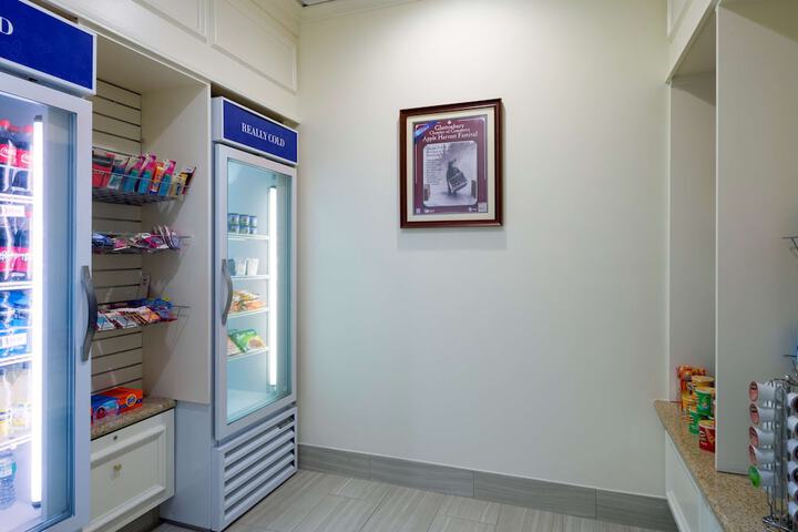 Snack bar