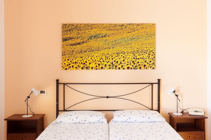 Room 12 of 35