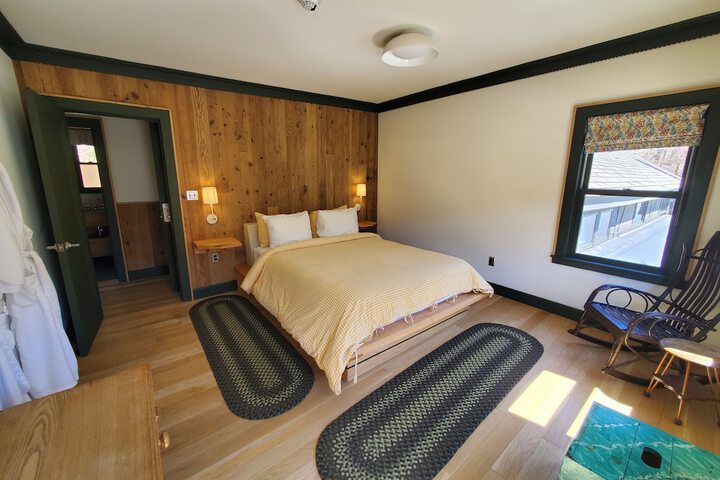 Deluxe Suite (4 of 15)
